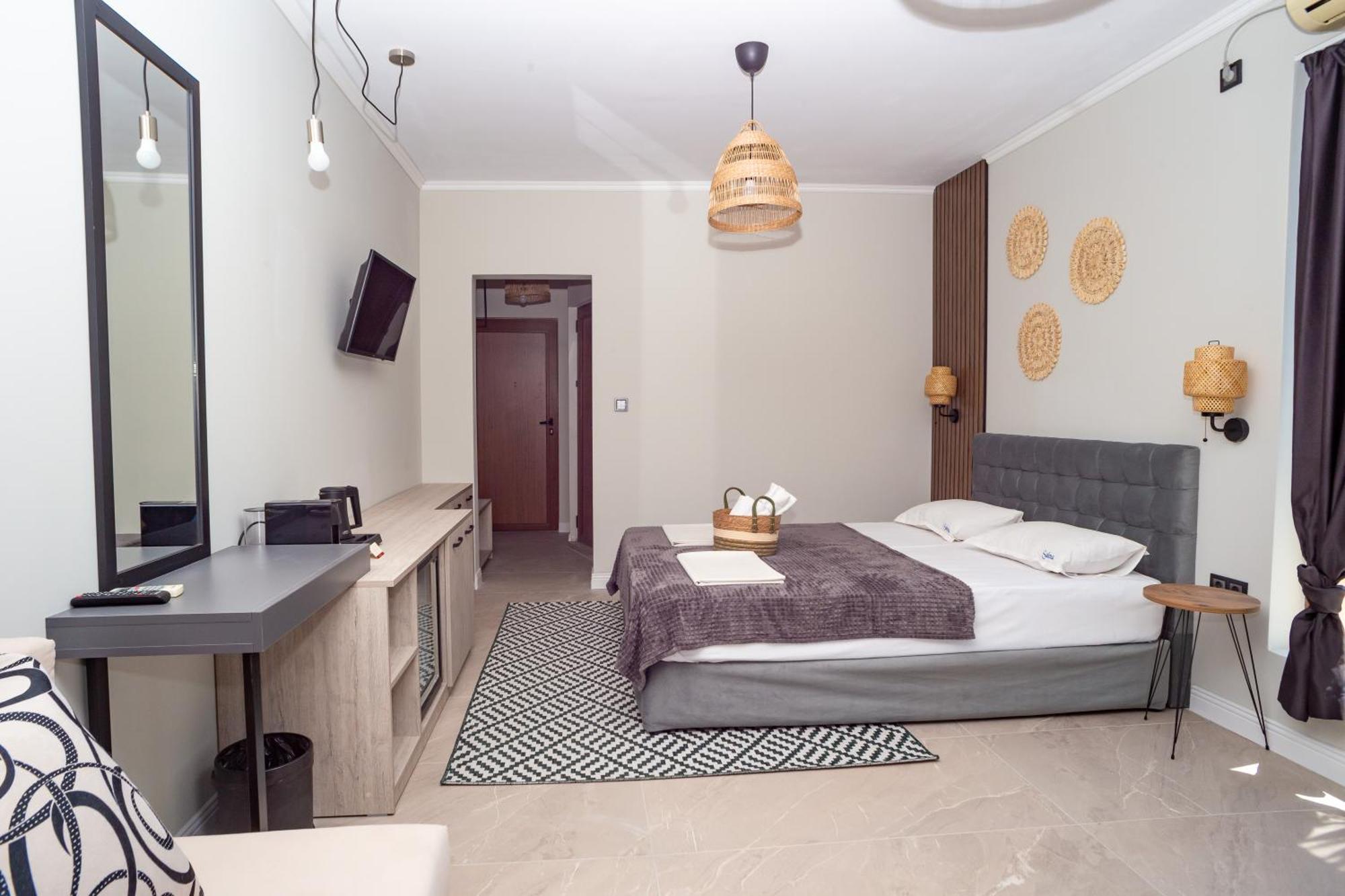 Salena Beach Hotel بريمورسكو المظهر الخارجي الصورة